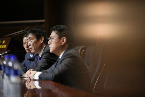 亚洲国产美女搞黄色